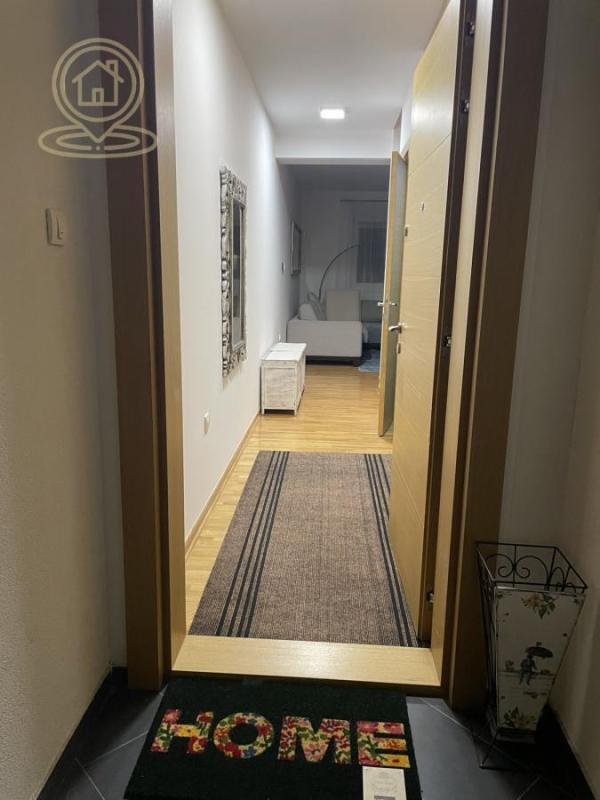 Slika 3 - Petosoban stan za izdavanje, 100m2, 1.400€