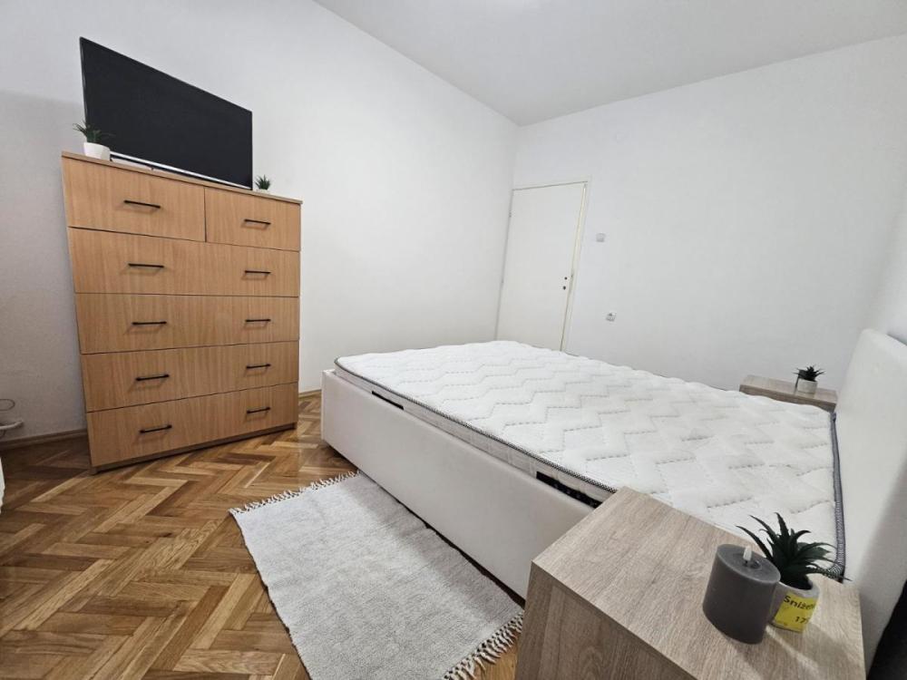 Slika 6 - Trosoban stan za izdavanje, 72m2, 600€