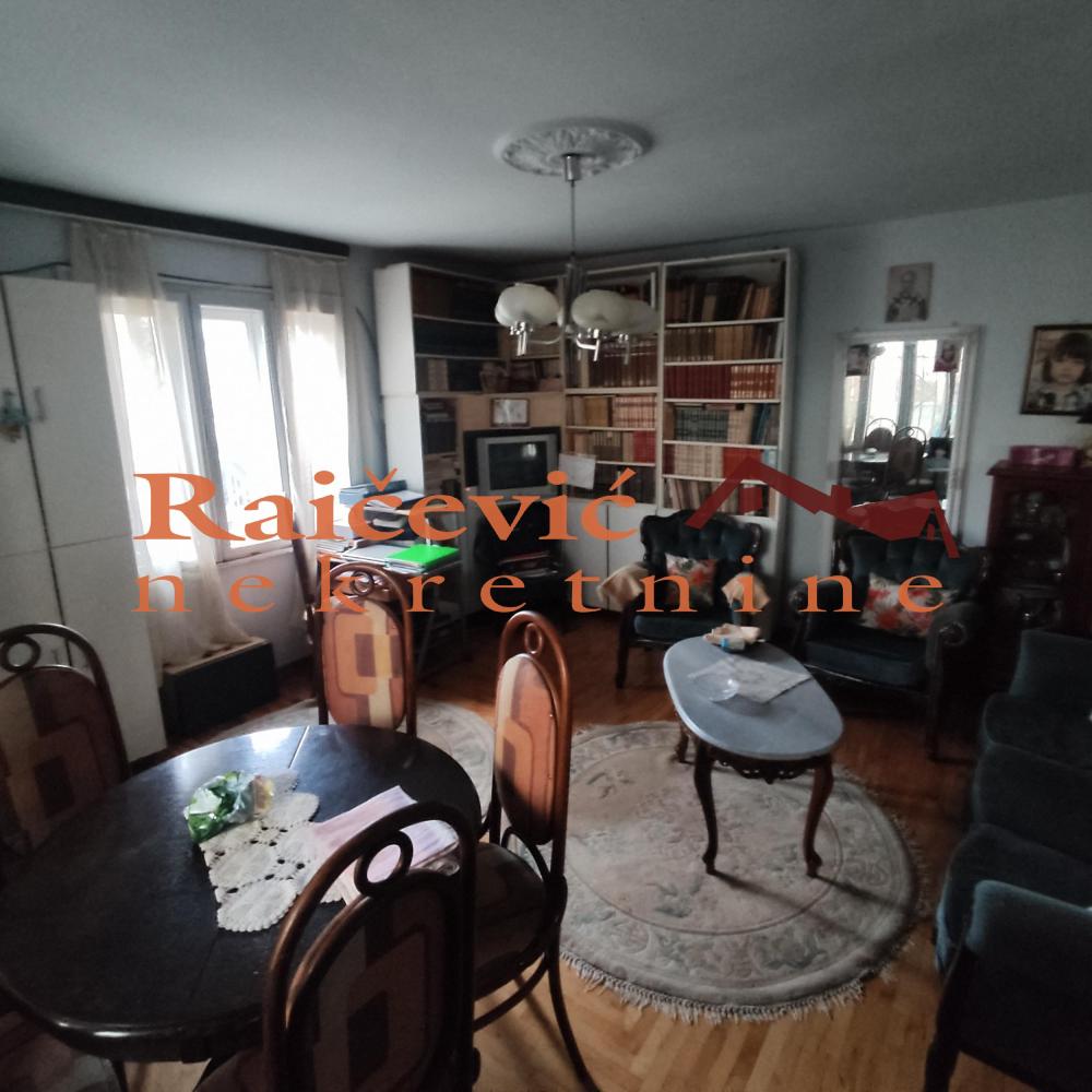 Slika 4 - Mokroluska,  Kuća na prodaju, 221m2, 159.000€