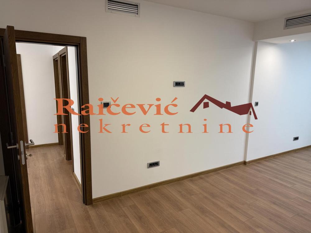 Slika 5 - Ratka Mitrovica, Dvoiposoban stan na prodaju, 70m2, 210.000€