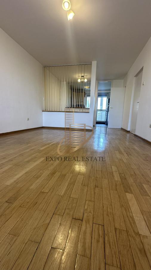 Slika 1 - Dvoiposoban stan za izdavanje, 67m2, 750€