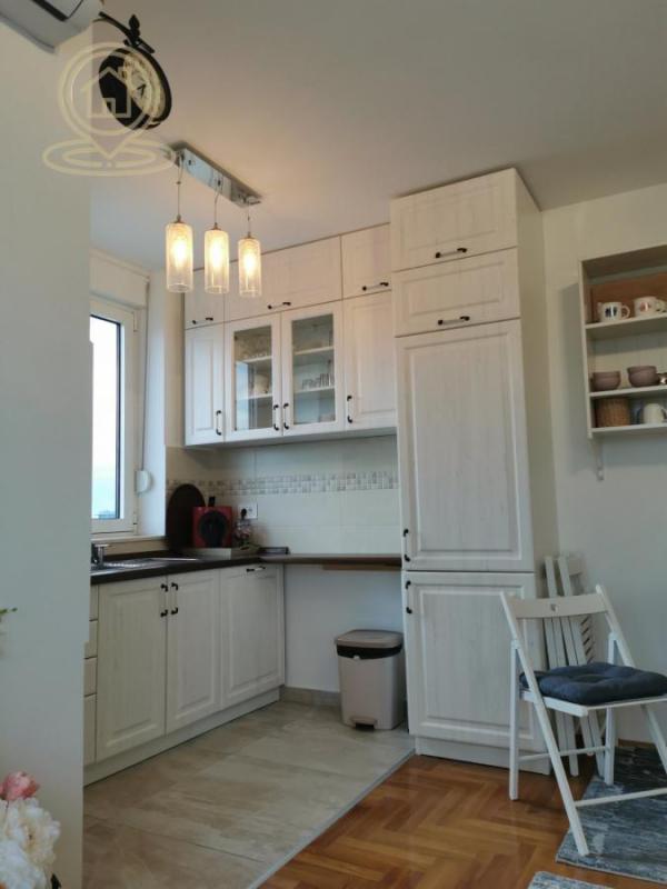 Slika 3 - Trosoban stan za izdavanje, 54m2, 800€