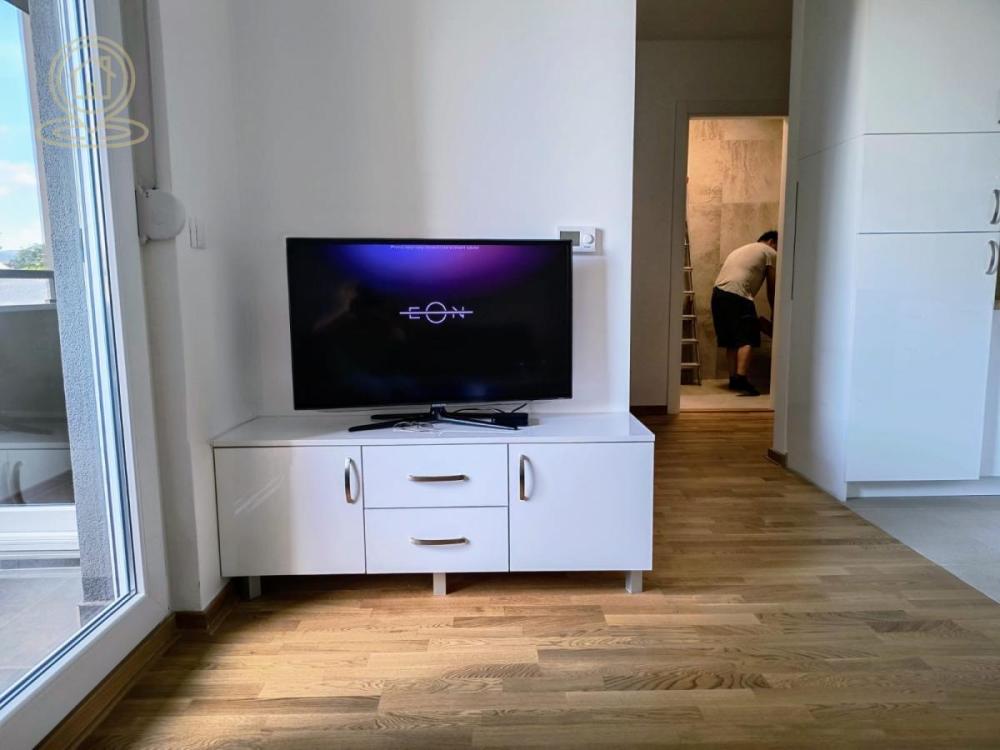 Slika 1 - Dvosoban stan za izdavanje, 40m2, 450€