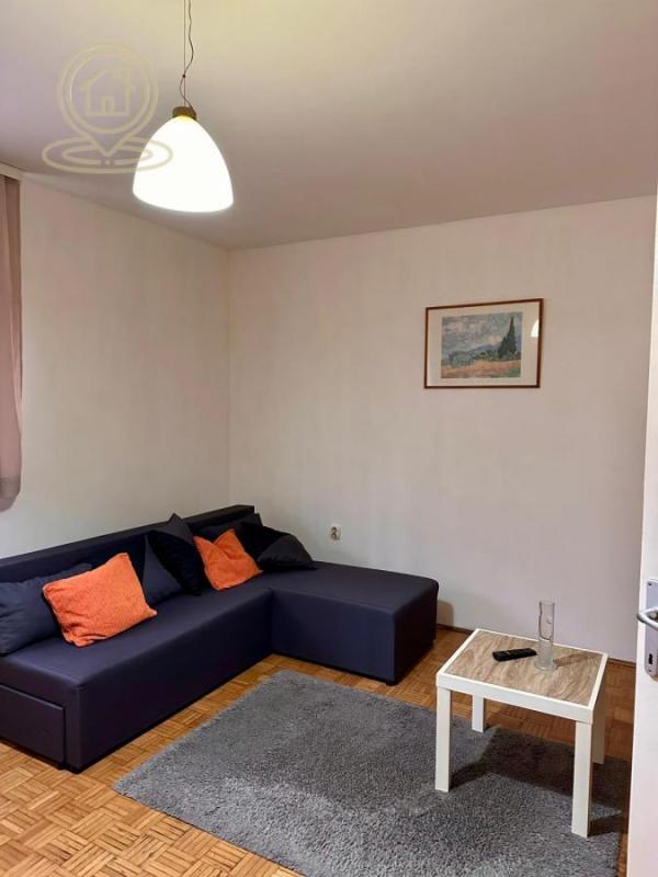 Slika 1 - Višnjička, Dvosoban stan za izdavanje, 45m2, 350€