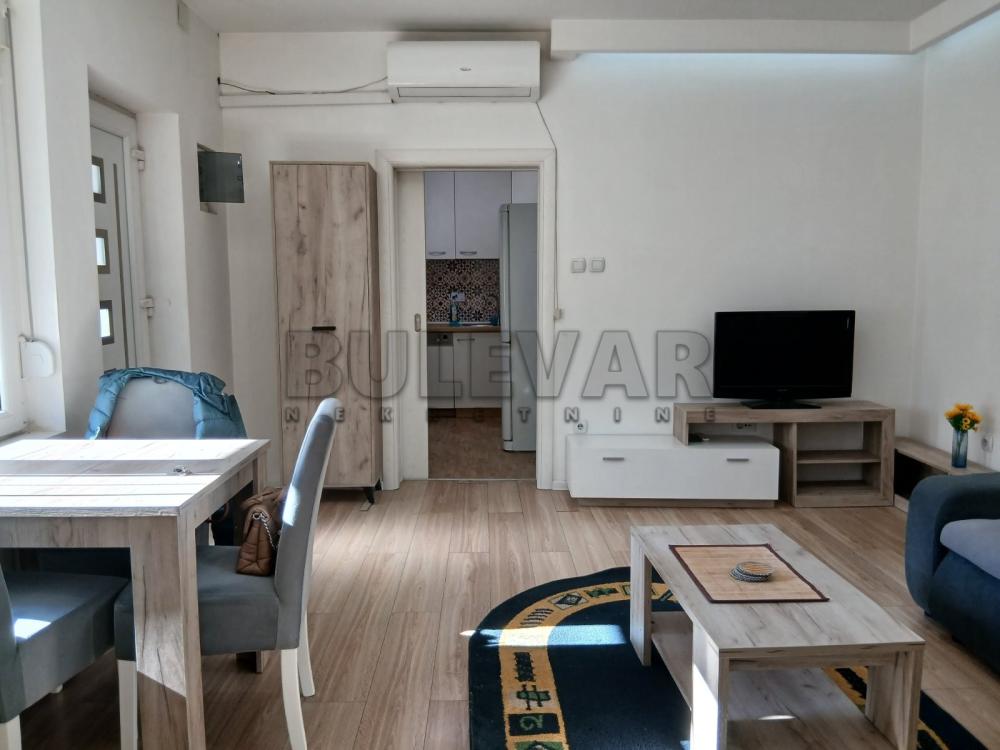 Slika 3 - Oblačića Rada, Dvosoban stan za izdavanje, 47m2, 350€