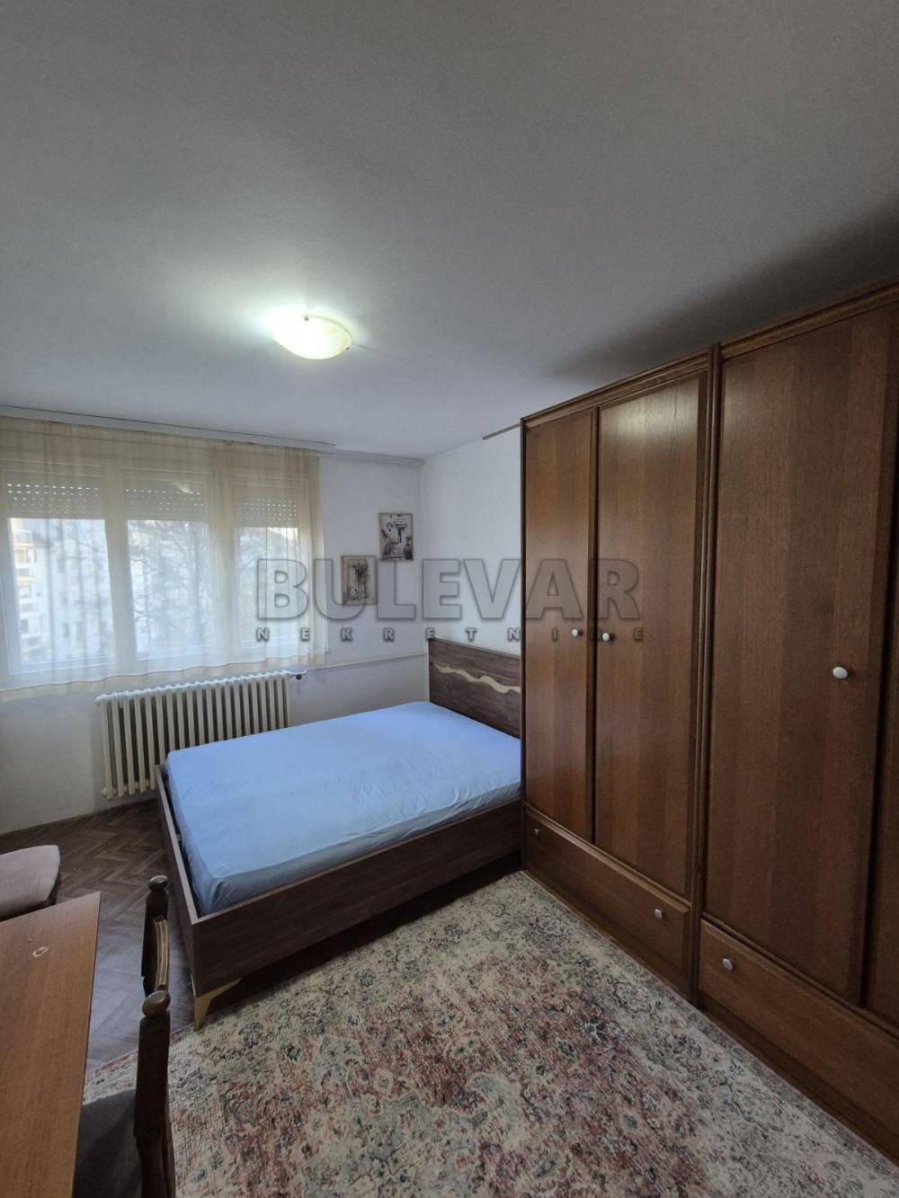 Slika 3 - Pariske komune, Dvosoban stan za izdavanje, 60m2, 300€
