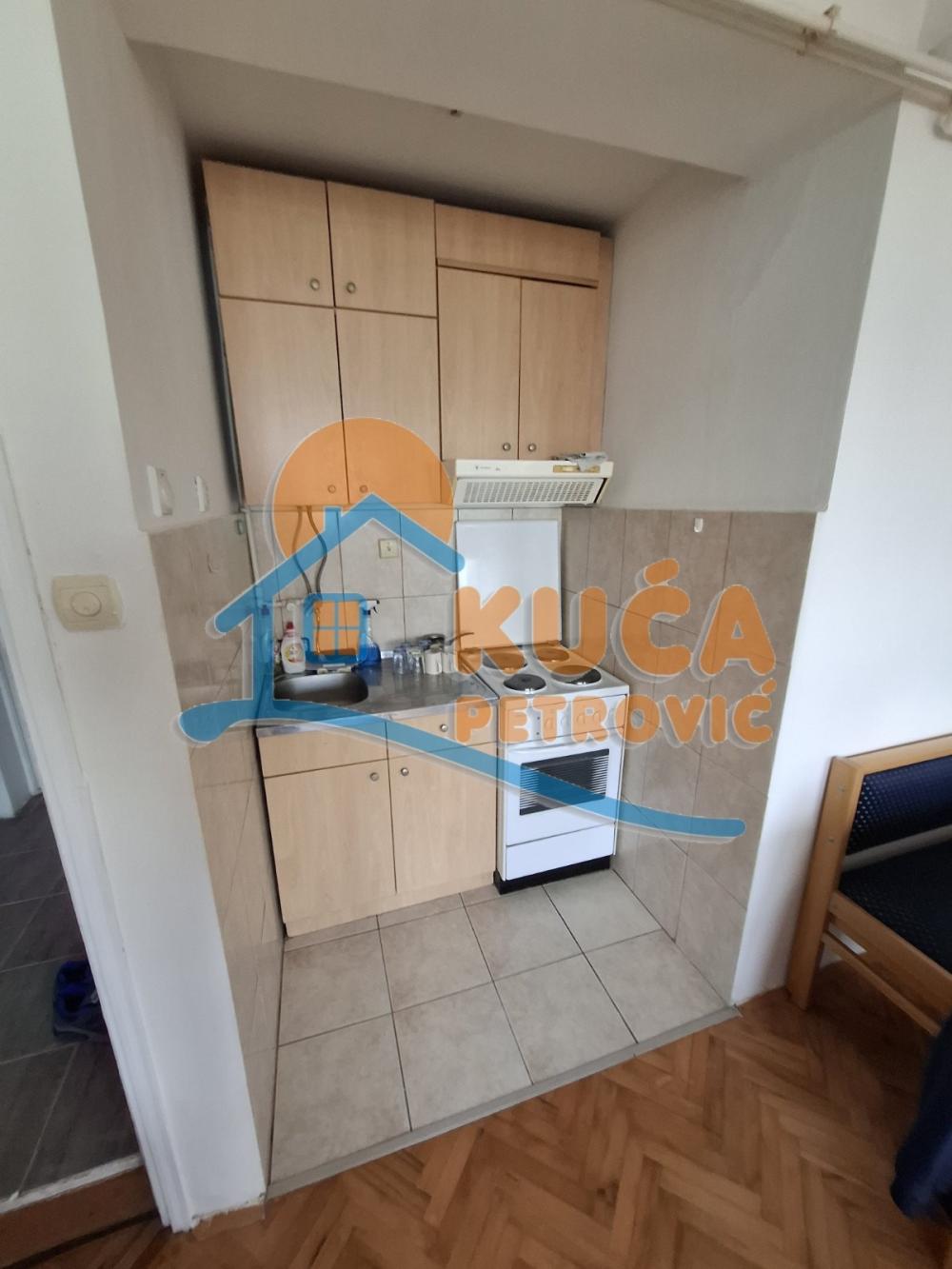 Slika 2 - Branka Krsmanovića, Jednoiposoban stan za izdavanje, 36m2, 300€