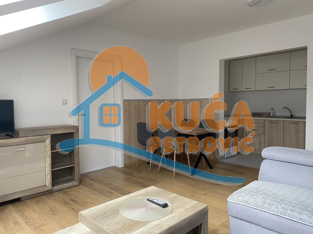 Slika 8 - Milana Blagojevića, Dvoiposoban stan za izdavanje, 65m2, 400€