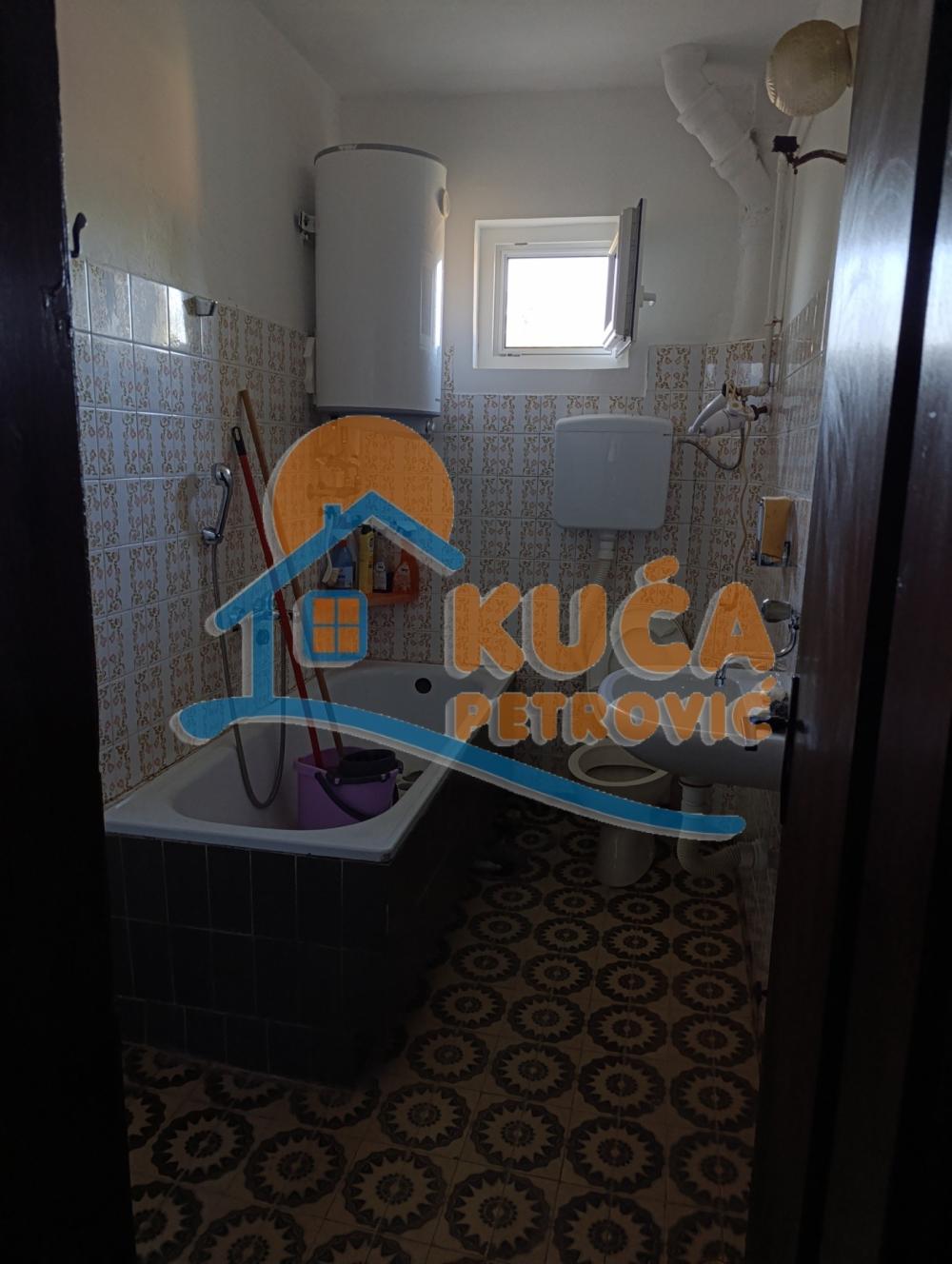 Slika 6 - Veljka Miljkovića, Troiposoban stan za izdavanje, 70m2, 250€