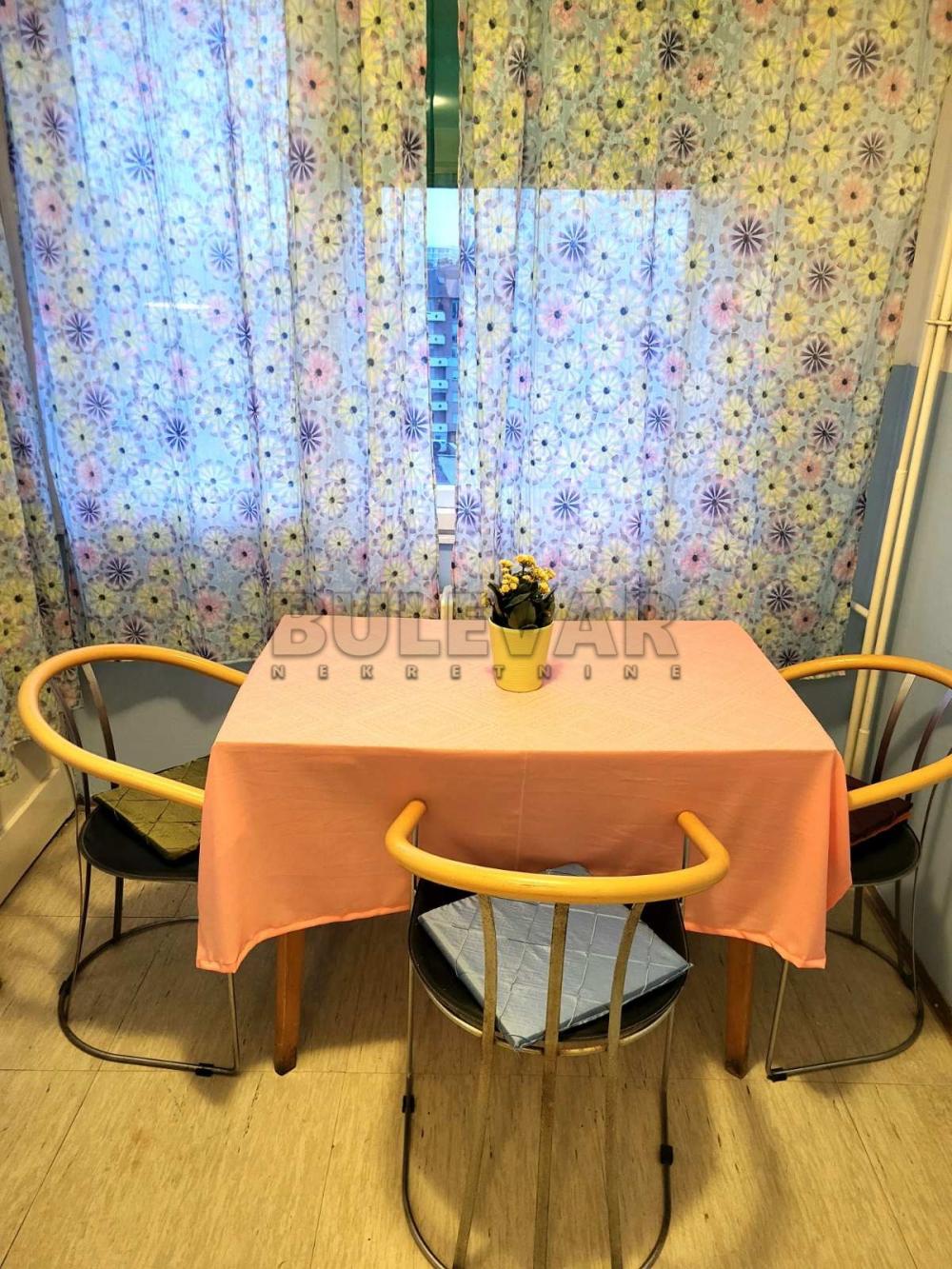 Slika 9 - Dragiše Cvetkovića, Trosoban stan za izdavanje, 75m2, 350€