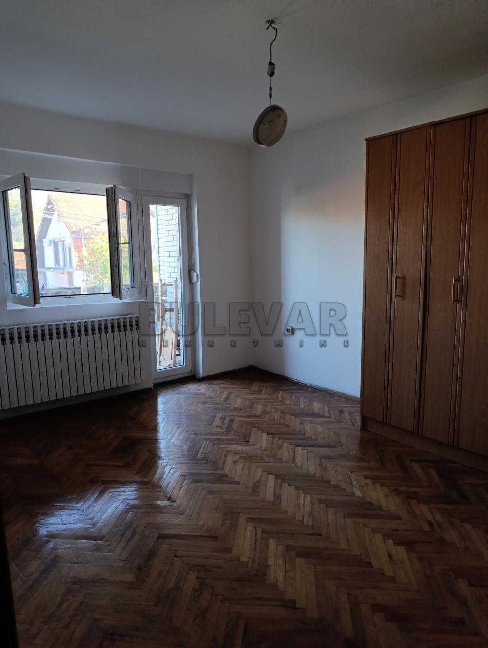 Glavna slika -Veljka Miljkovića, Troiposoban stan za izdavanje, 70m2, 250€