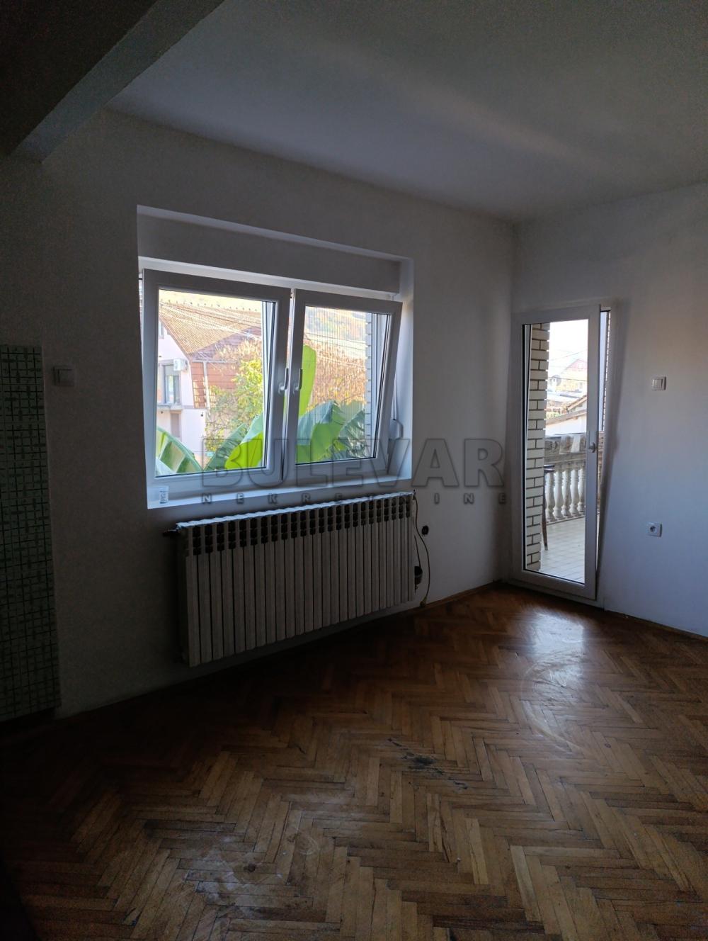 Slika 4 - Veljka Miljkovića, Troiposoban stan za izdavanje, 70m2, 250€