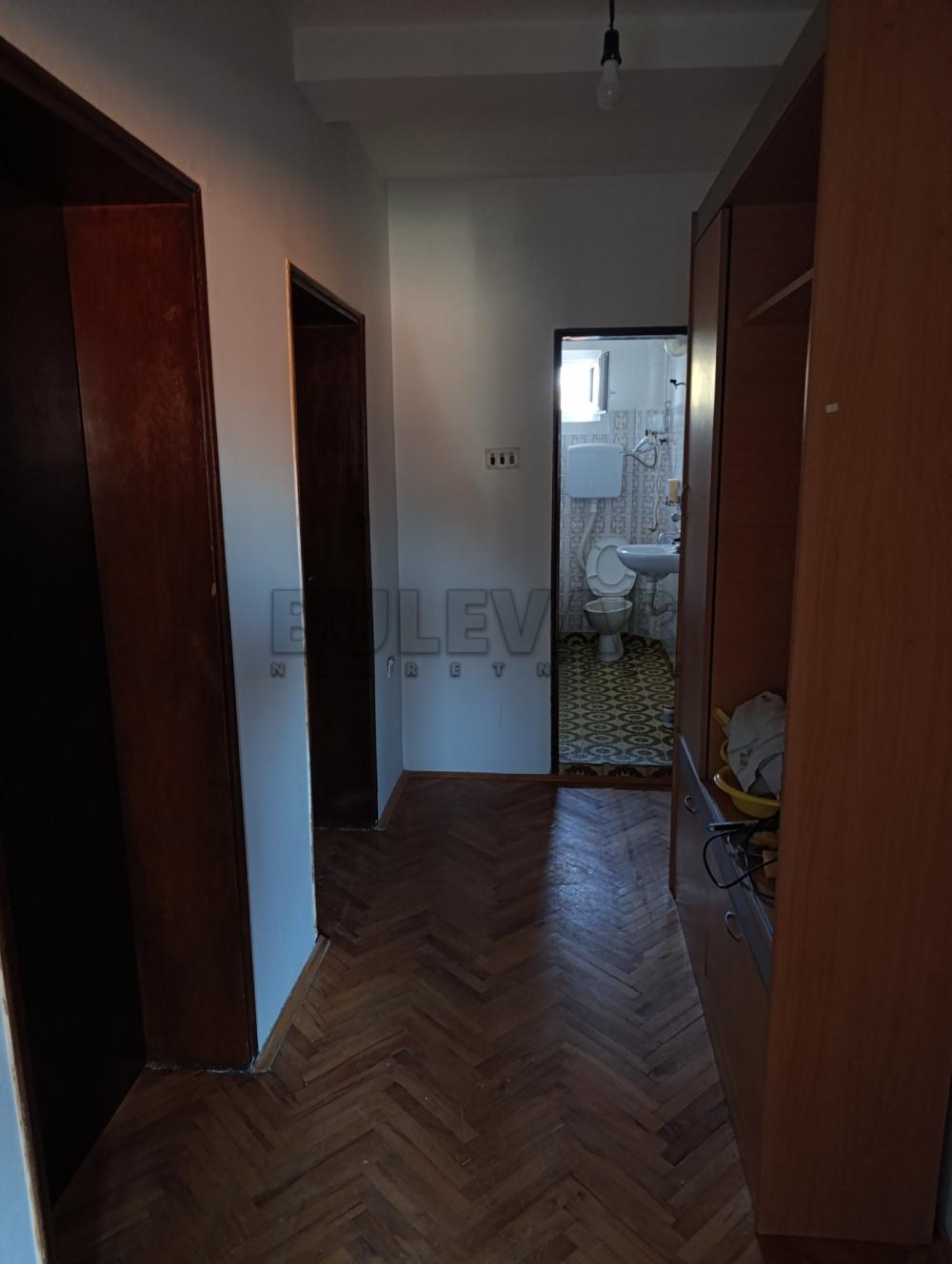 Slika 5 - Veljka Miljkovića, Troiposoban stan za izdavanje, 70m2, 250€