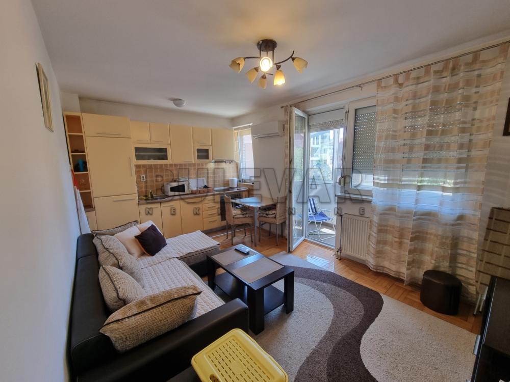 Glavna slika -Sestre Baković, Jednoiposoban stan za izdavanje, 37m2, 320€