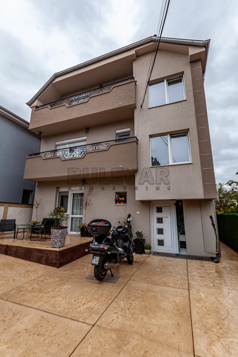 Glavna slika -Ledena stena, Kuća na prodaju, 290m2, 310.000€