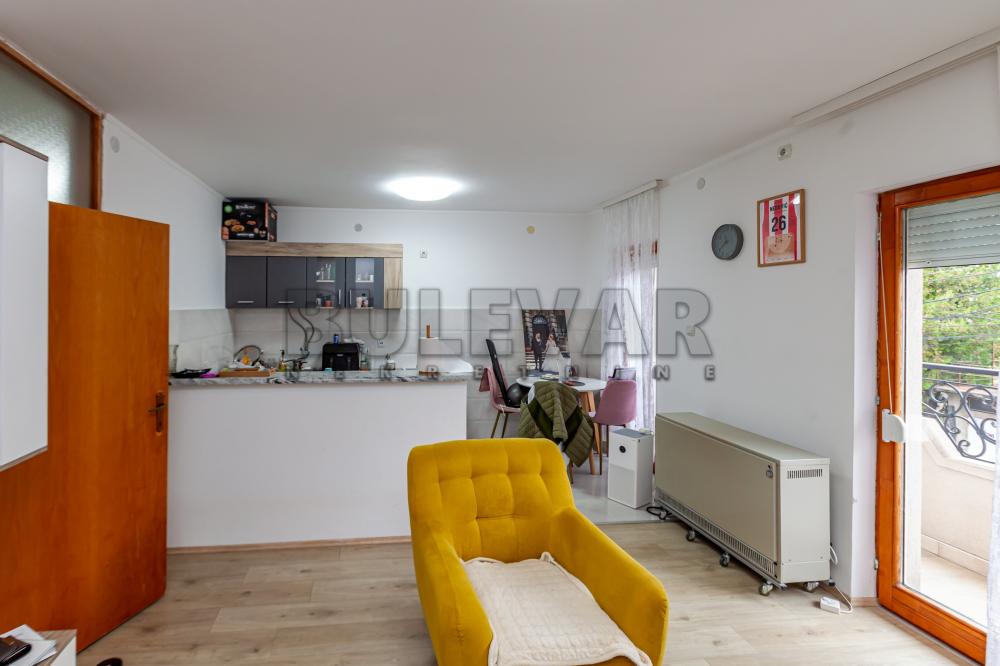 Slika 5 - Ledena stena, Kuća na prodaju, 290m2, 310.000€