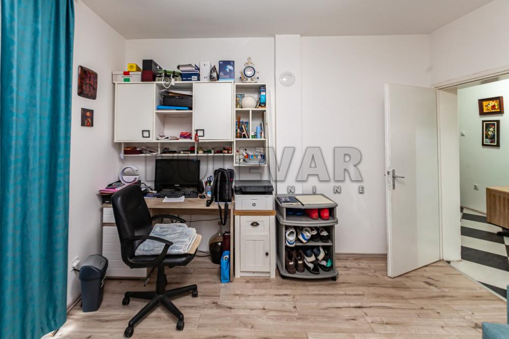 Slika 11 - Ledena stena, Kuća na prodaju, 290m2, 310.000€