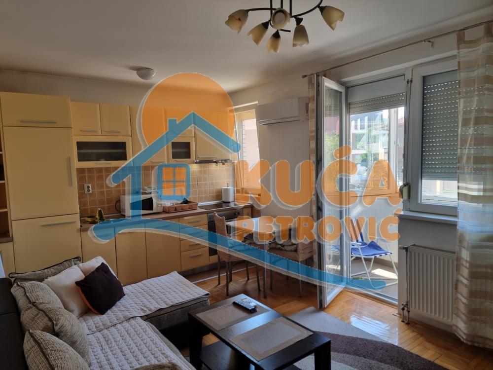 Slika 2 - Sestre Baković, Jednoiposoban stan za izdavanje, 37m2, 320€