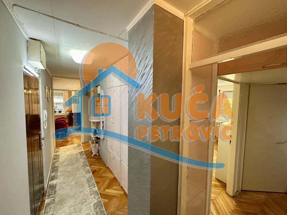 Slika 10 - Bulevar Nemanjića, Trosoban stan na prodaju, 78m2, 155.000€