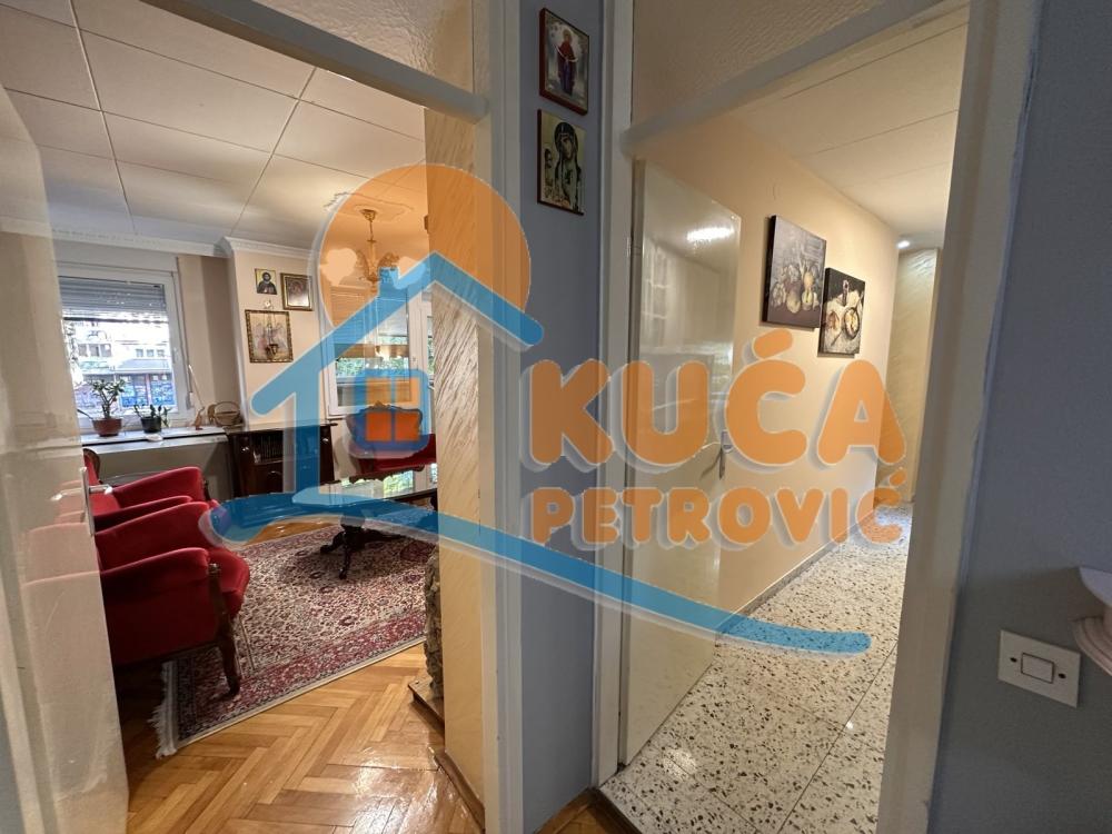 Slika 5 - Bulevar Nemanjića, Trosoban stan na prodaju, 78m2, 155.000€