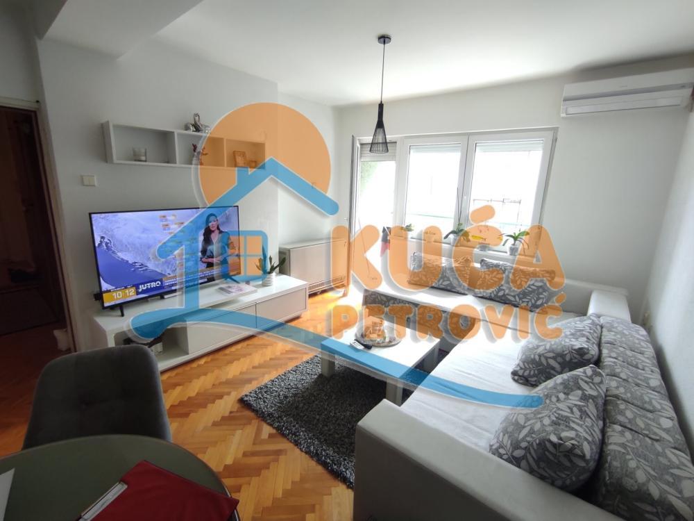 Glavna slika -Rentgenova, Jednoiposoban stan za izdavanje, 43m2, 350€