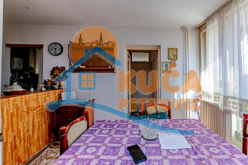 Slika 1 - Maksima Gorkog, Troiposoban stan na prodaju, 78m2, 135.000€