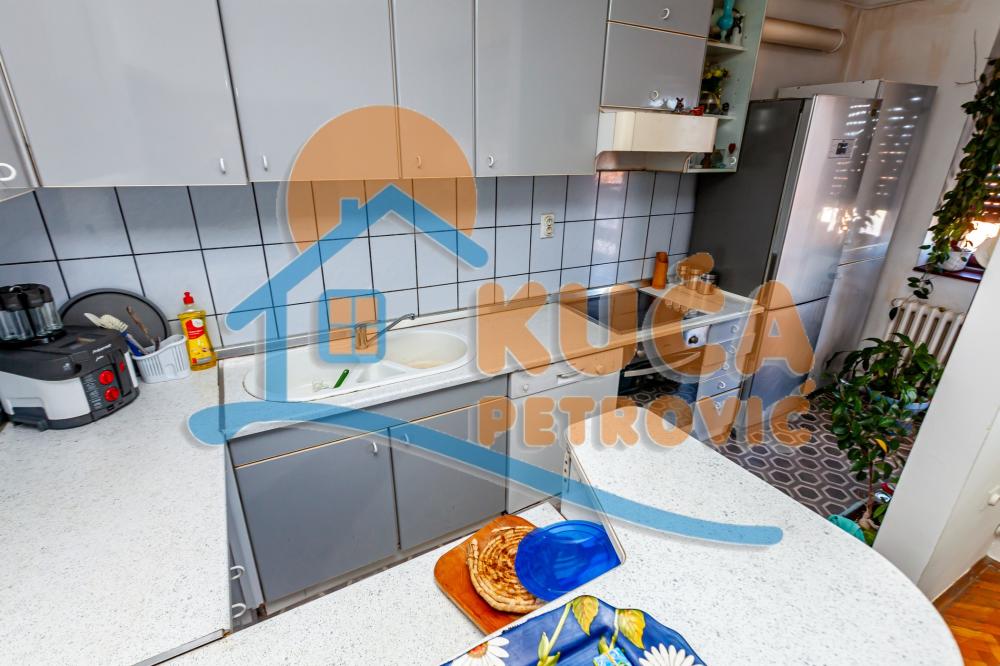 Slika 4 - Bulevar Nemanjića, Trosoban stan na prodaju, 92m2, 189.600€