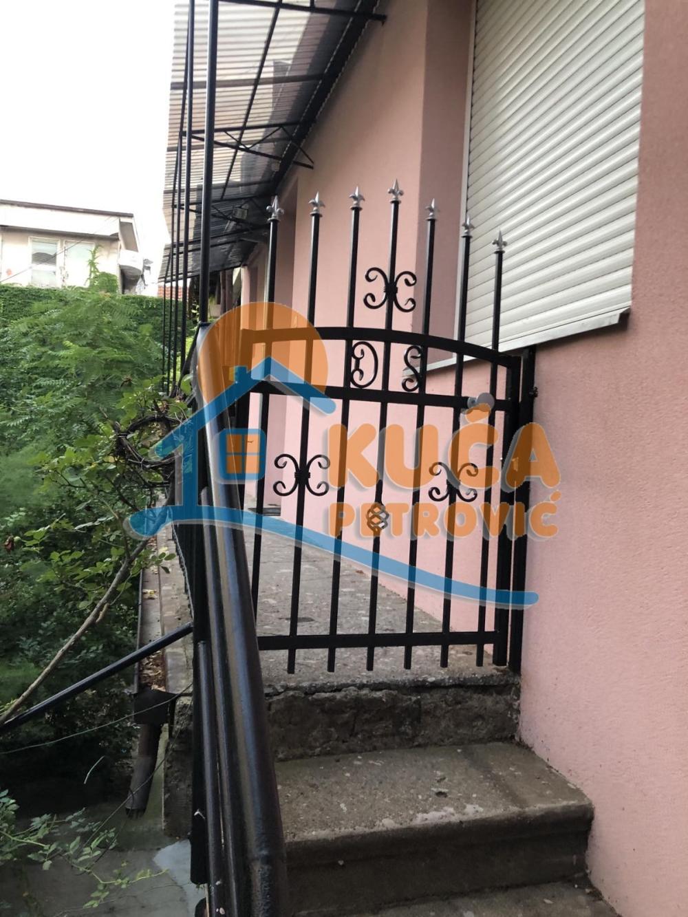 Slika 9 - Obrenovićeva, Jednosoban stan za izdavanje, 26m2, 320€