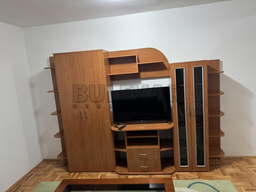 Glavna slika -Izvorska, Jednoiposoban stan za izdavanje, 49m2, 350€