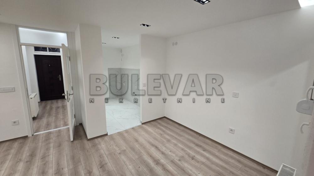 Slika 3 - Bulevar Nemanjića, Trosoban stan na prodaju, 89m2, 186.000€