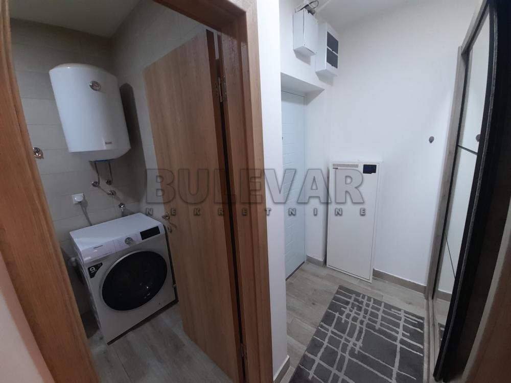 Slika 11 - Radoja Domanovića, Jednosoban stan za izdavanje, 48m2, 350€