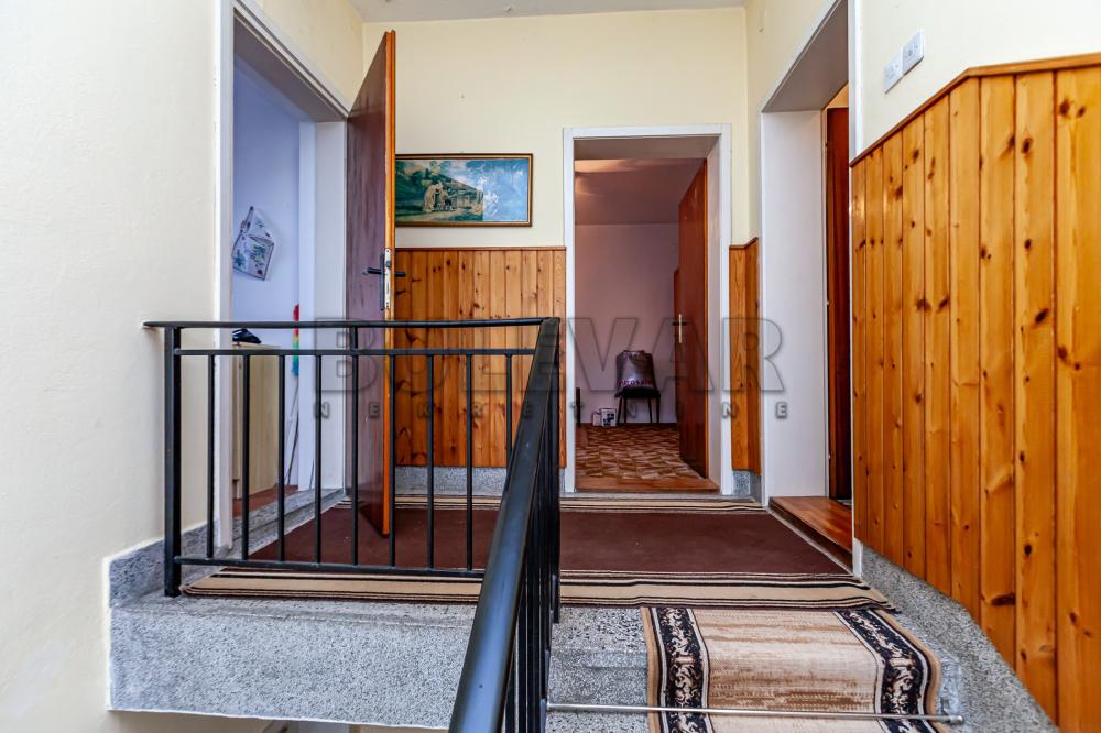 Slika 9 - Velikojastrebačka, Kuća na prodaju, 251m2, 195.000€