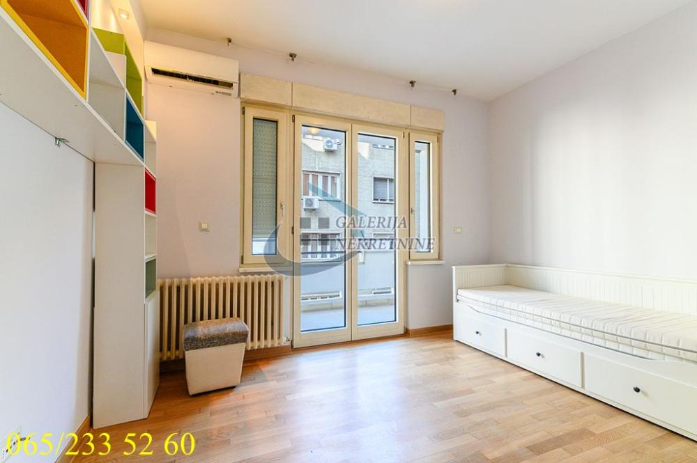 Slika 3 - Kumanovska, Četvorosoban stan na prodaju, 105m2, 499.000€