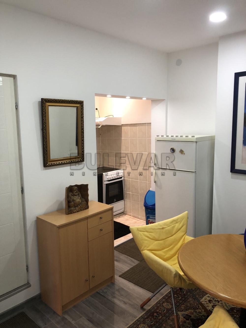 Slika 4 - Obrenovićeva, Jednosoban stan za izdavanje, 26m2, 320€