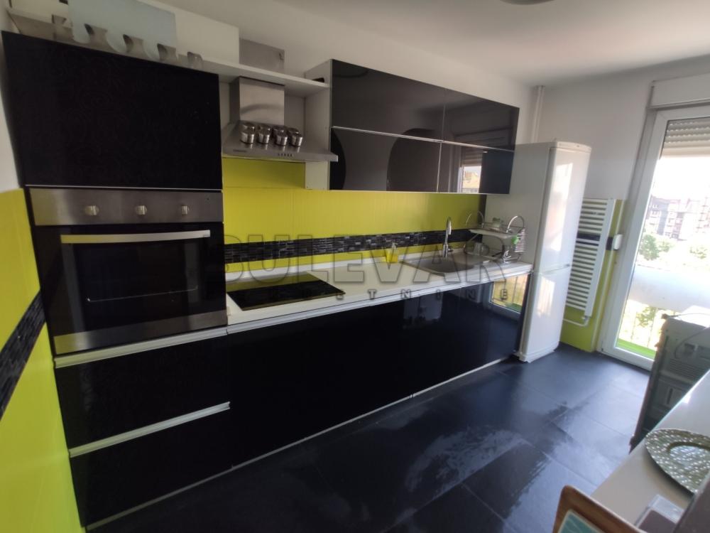 Slika 4 - Trg kralja Aleksandra Ujedinitelja, Trosoban stan za izdavanje, 72m2, 600€