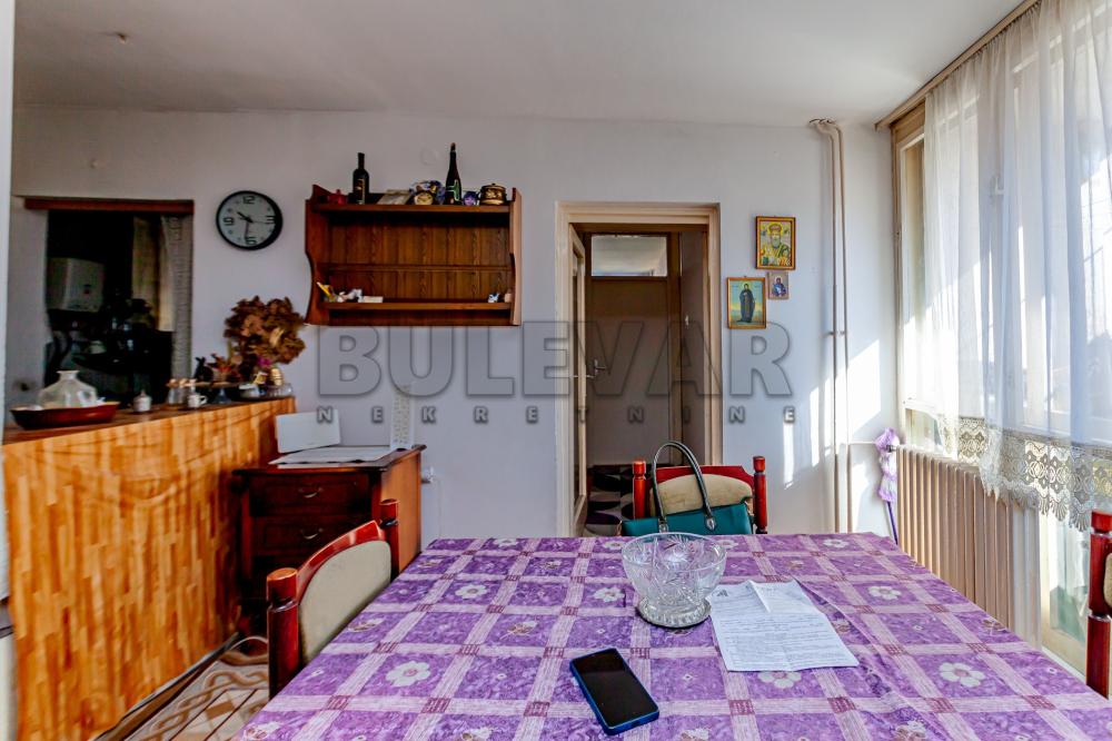 Slika 1 - Maksima Gorkog, Troiposoban stan na prodaju, 78m2, 135.000€