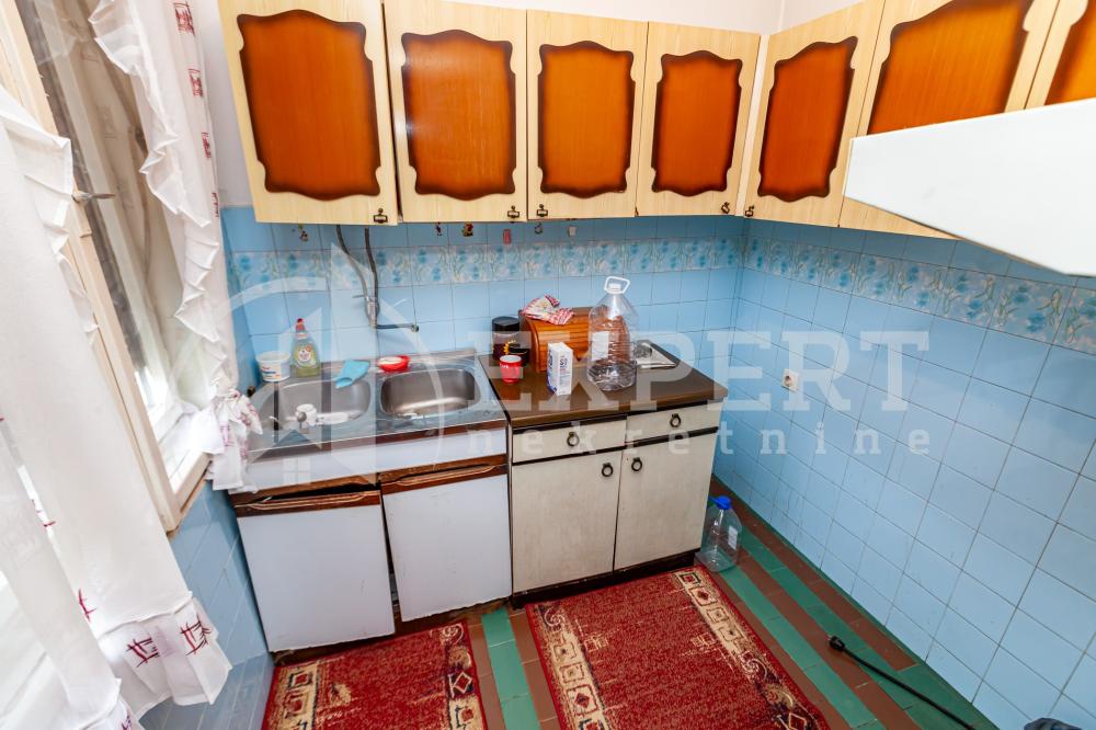 Slika 4 - Velikojastrebačka,  Kuća na prodaju, 251m2, 195.000€