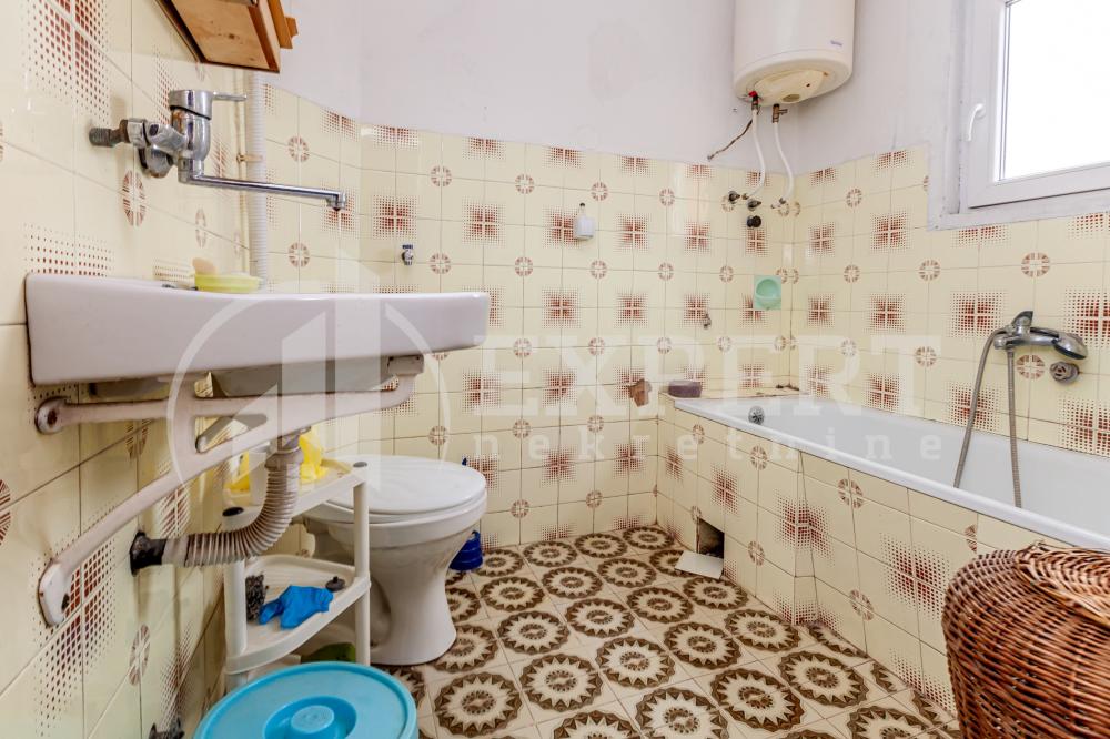 Slika 6 - Velikojastrebačka,  Kuća na prodaju, 251m2, 195.000€