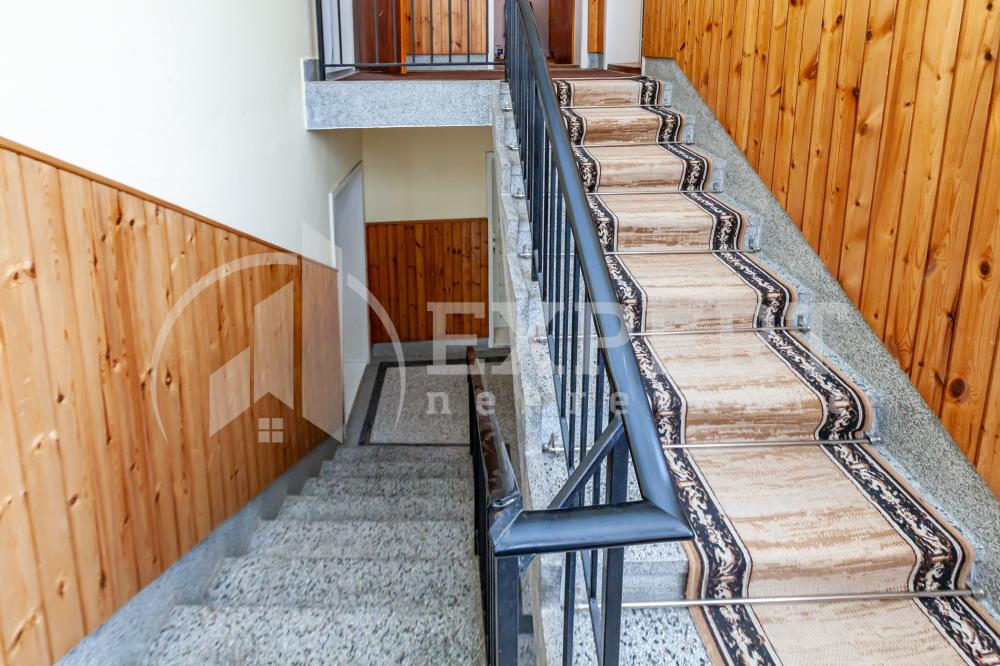 Slika 8 - Velikojastrebačka,  Kuća na prodaju, 251m2, 195.000€