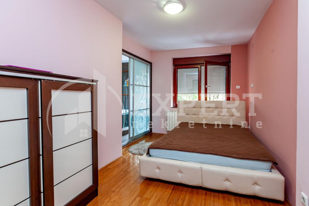 Slika 9 - Lole Ribara, Dvoiposoban stan na prodaju, 76m2, 189.000€