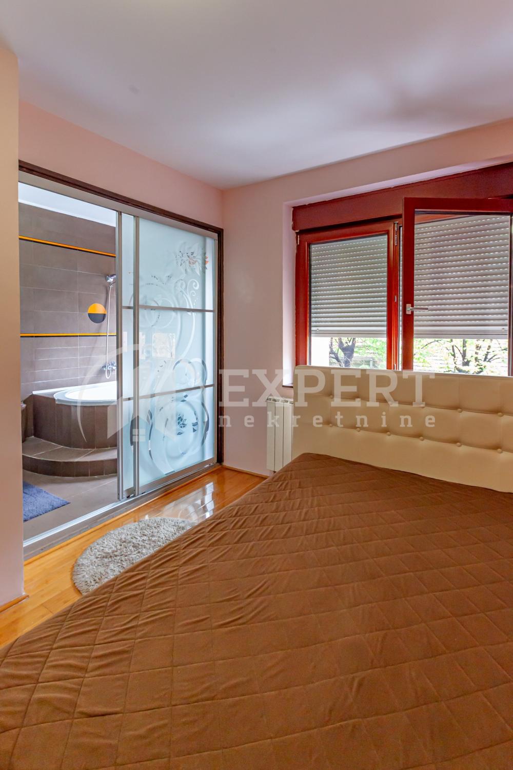 Slika 10 - Lole Ribara, Dvoiposoban stan na prodaju, 76m2, 189.000€