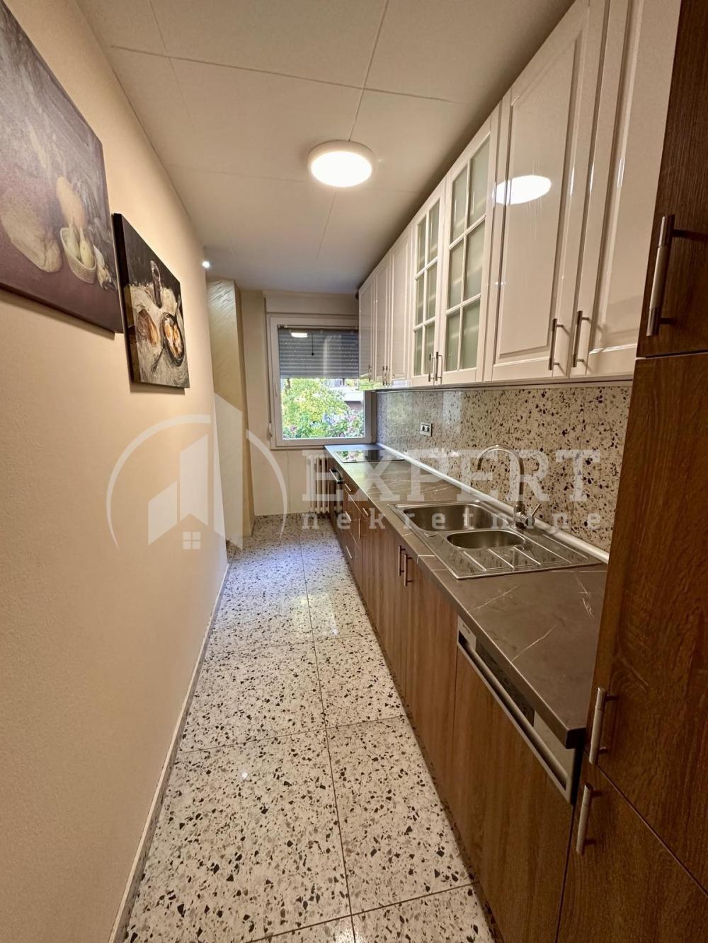 Slika 7 - Bulevar Nemanjića, Trosoban stan na prodaju, 78m2, 155.000€