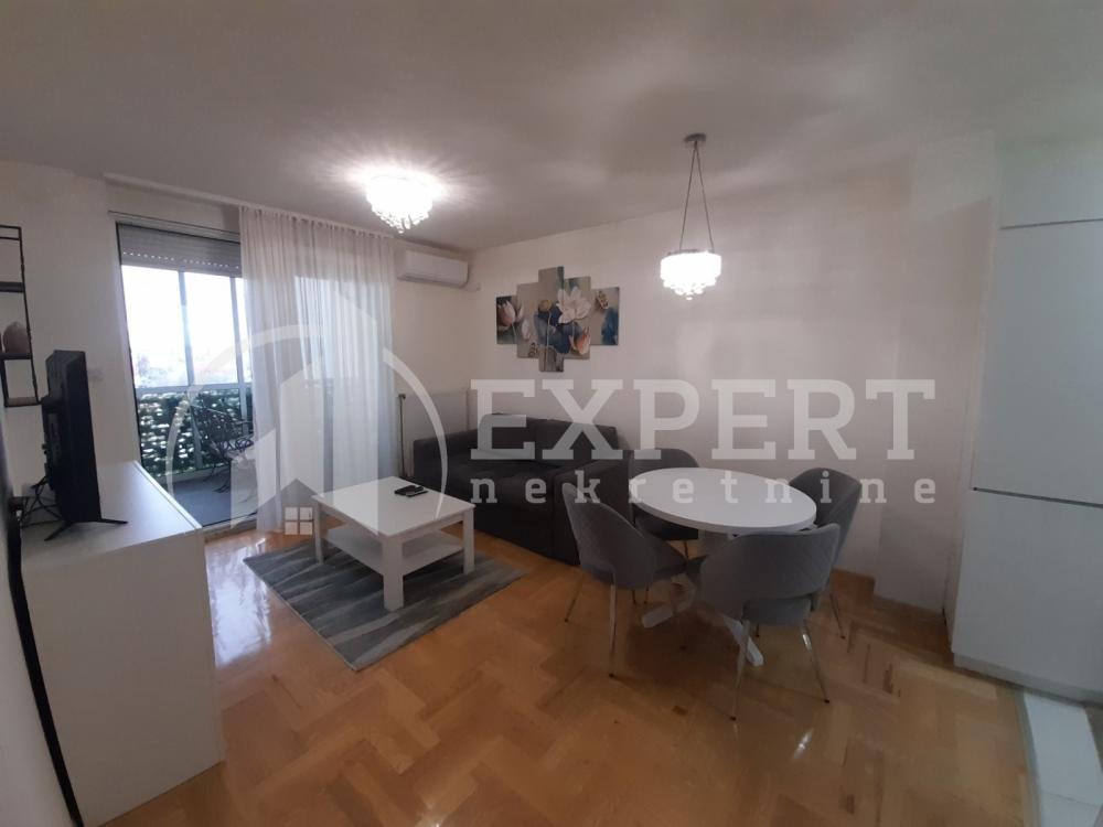 Slika 1 - Radoja Domanovića, Jednosoban stan za izdavanje, 48m2, 350€