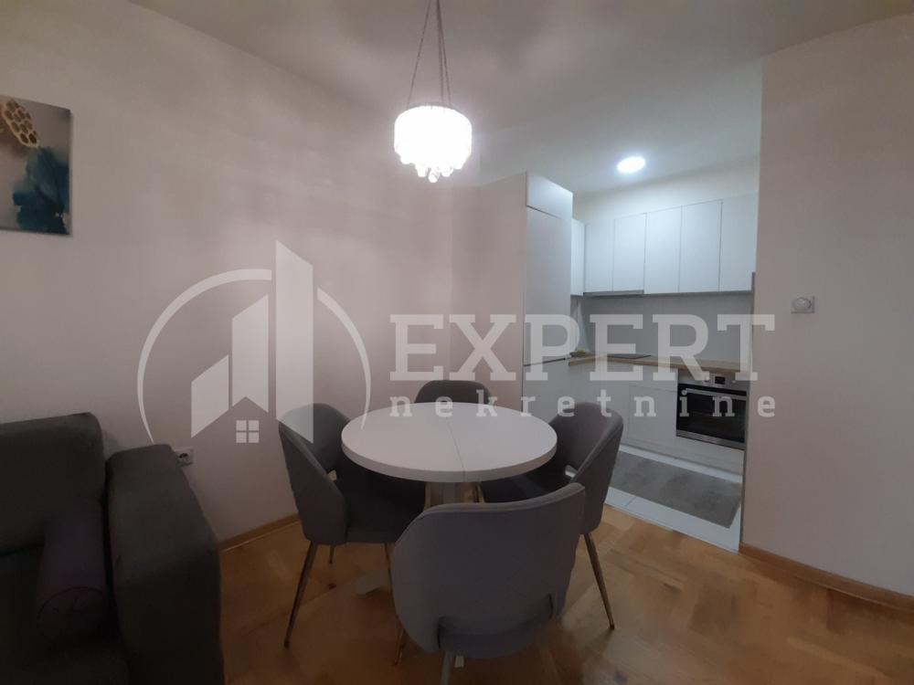 Slika 5 - Radoja Domanovića, Jednosoban stan za izdavanje, 48m2, 350€