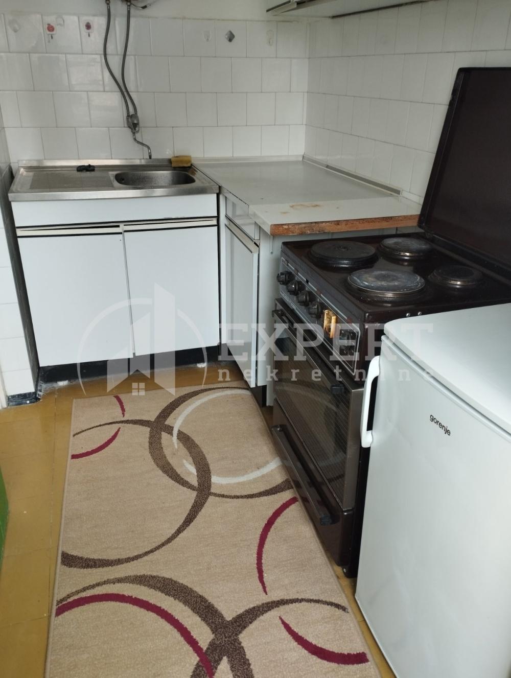 Slika 3 - Bulevar Nemanjića, Jednosoban stan za izdavanje, 38m2, 280€