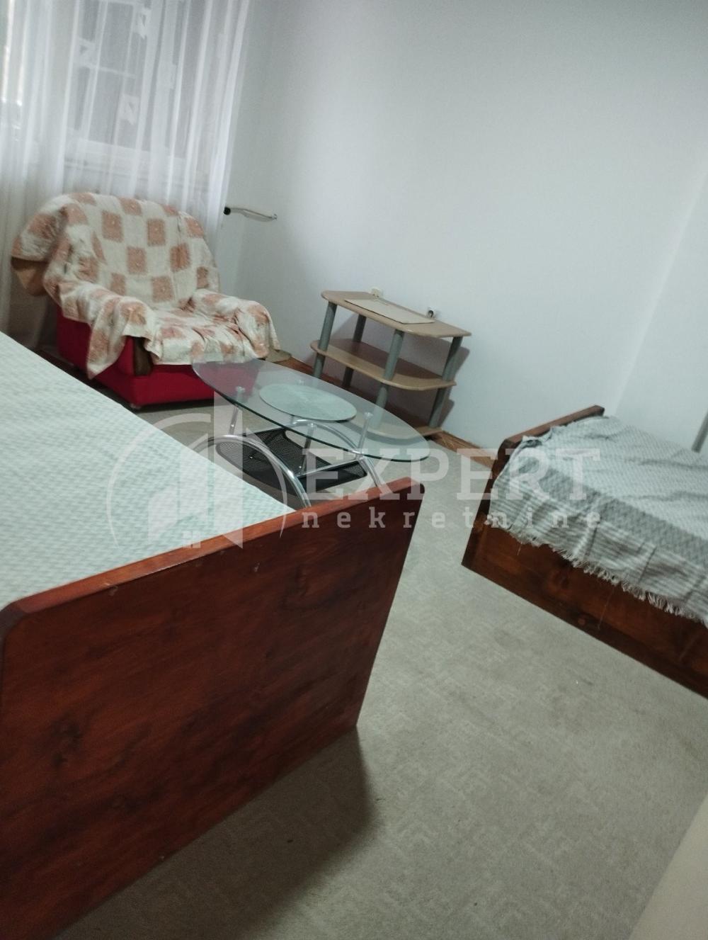 Slika 1 - Bulevar Nemanjića, Jednosoban stan za izdavanje, 38m2, 280€