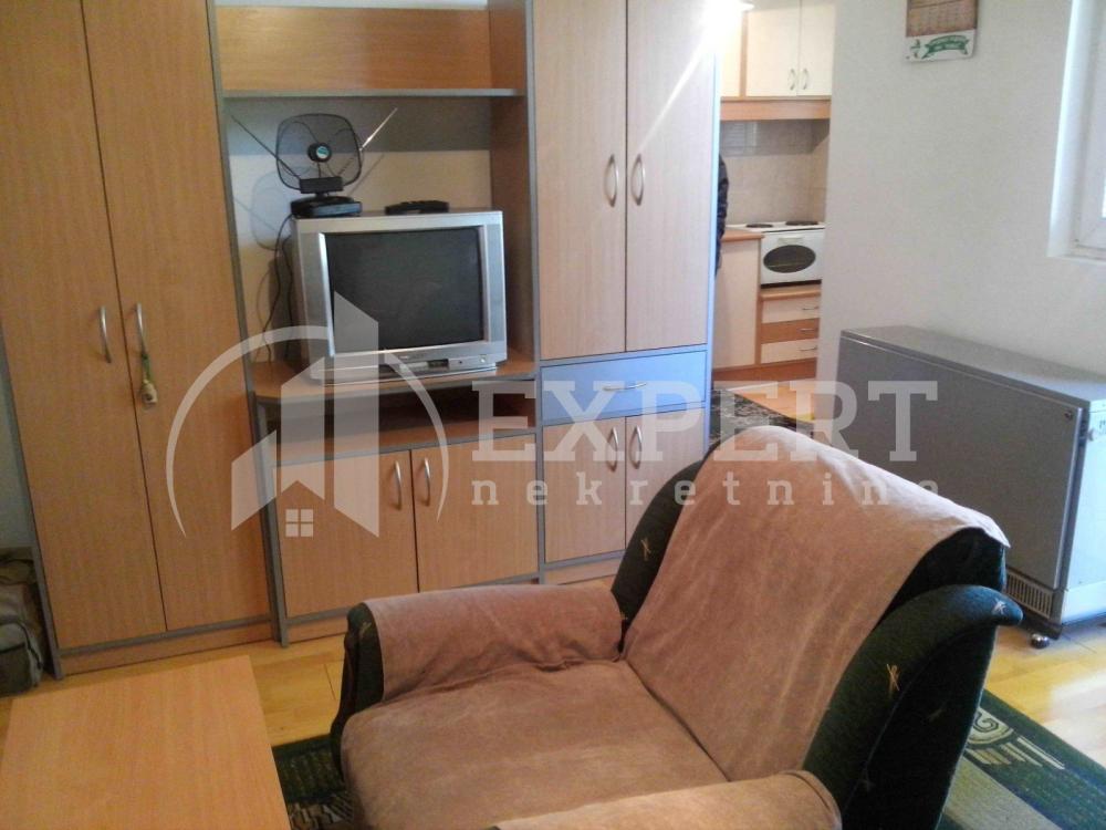 Slika 1 - Gavrila Principa, Jednosoban stan za izdavanje, 28m2, 250€