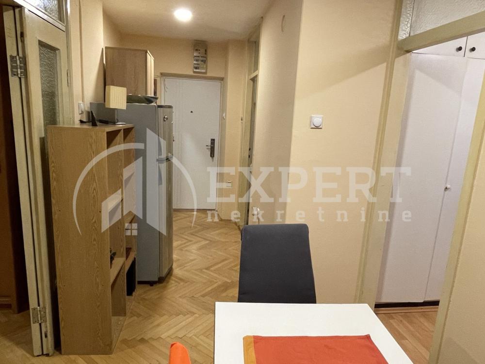 Slika 2 - Branka Krsmanovića, Jednosoban stan za izdavanje, 42m2, 300€