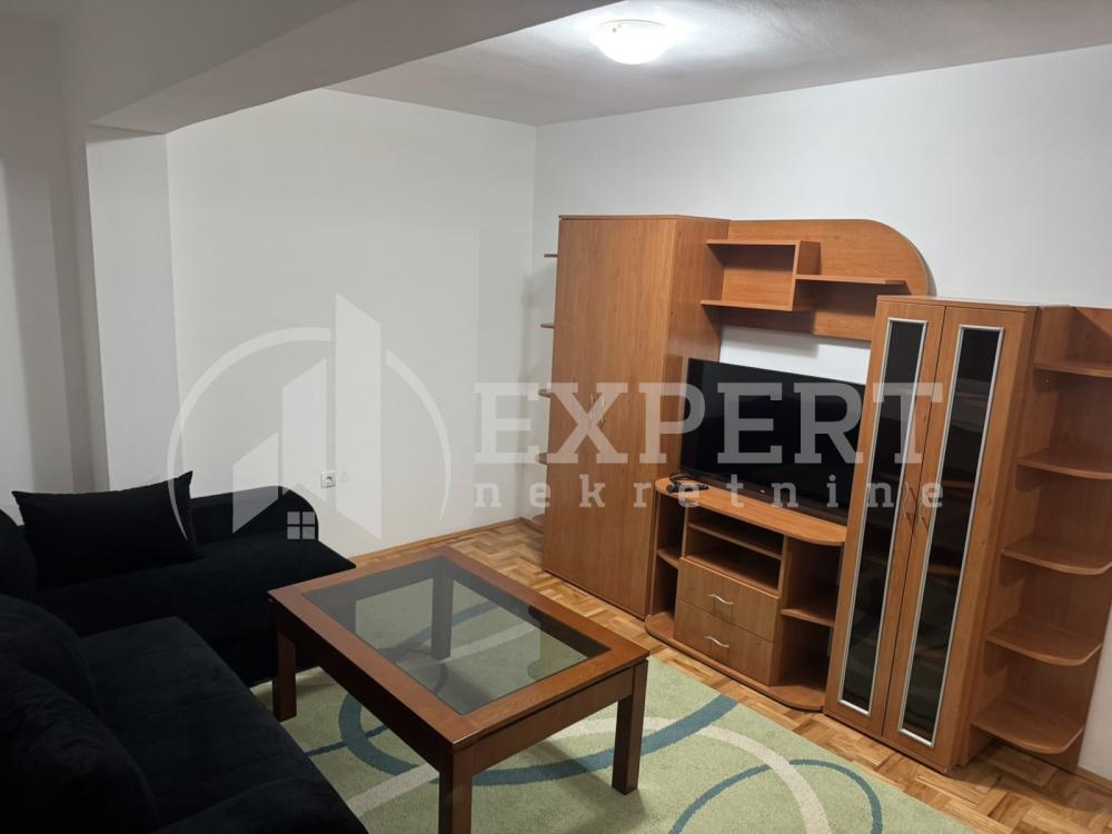 Slika 1 - Izvorska, Jednoiposoban stan za izdavanje, 49m2, 350€