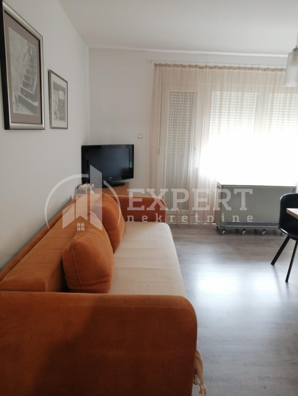 Slika 1 - Krste Đorđevića, Jednoiposoban stan za izdavanje, 48m2, 300€